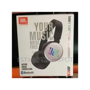 Photo - JBL by Harman Tune 910BT
