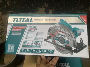 Total Circular Saw 2200w