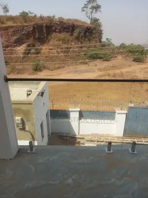 10mm Glass Handrail