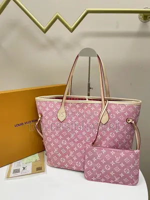 Photo - New in Luxe Louis Vuitton Tote Bag