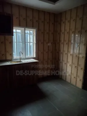 6bdrm Duplex in Golf, Lakowe for rent