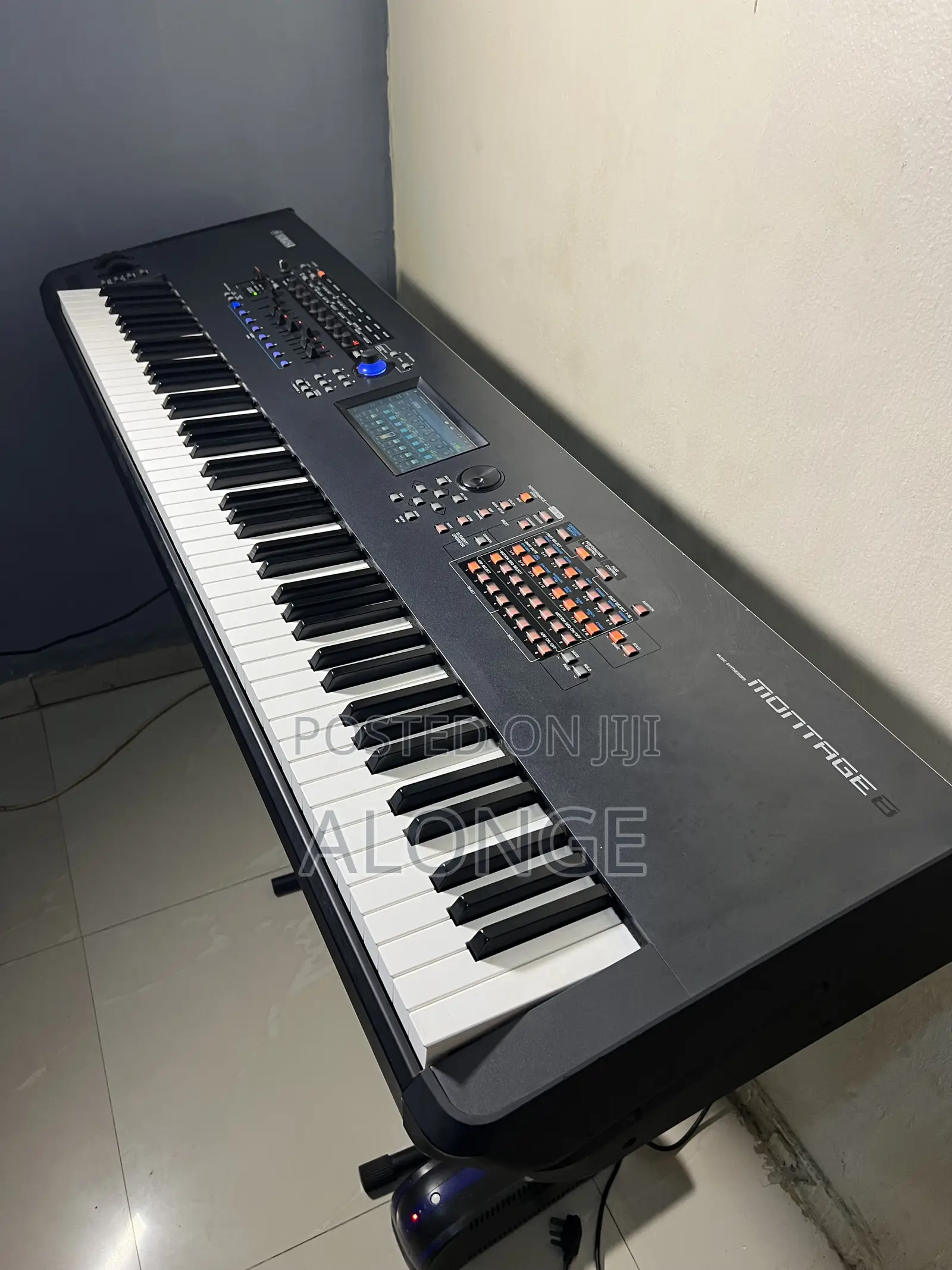 Rent Yamaha Montage 8