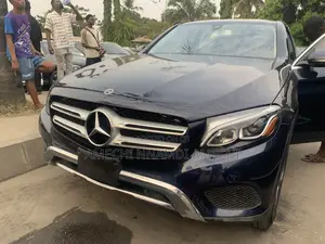 Mercedes-Benz GLC-Class 2019 Blue