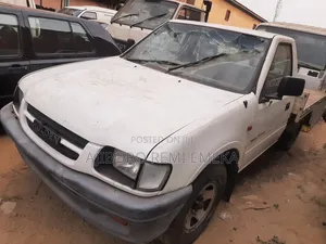 Isuzu Rodeo 1992 White