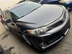 Toyota Camry 2013