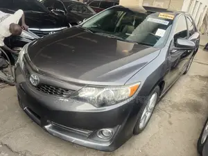 Toyota Camry 2013