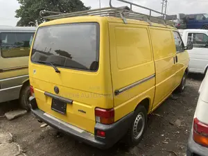 Volkswagen Transporter 2000 Gold