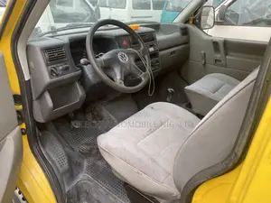 Volkswagen Transporter 2000 Gold