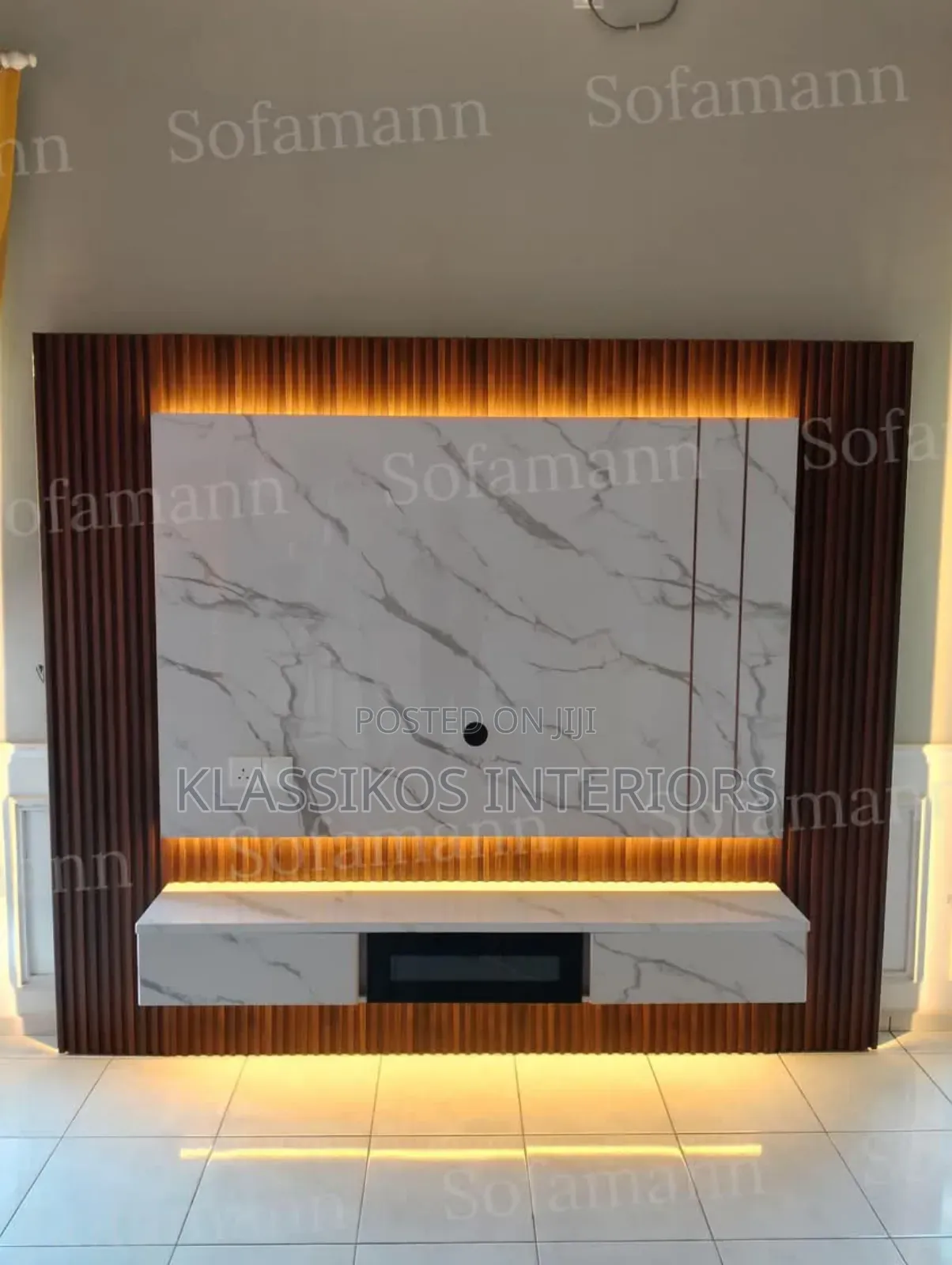 Eleagnt Tv Console With Steeze (Rt-34$00)