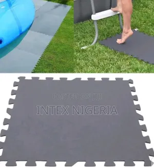 Intex Interlocking Padded Floor Protector