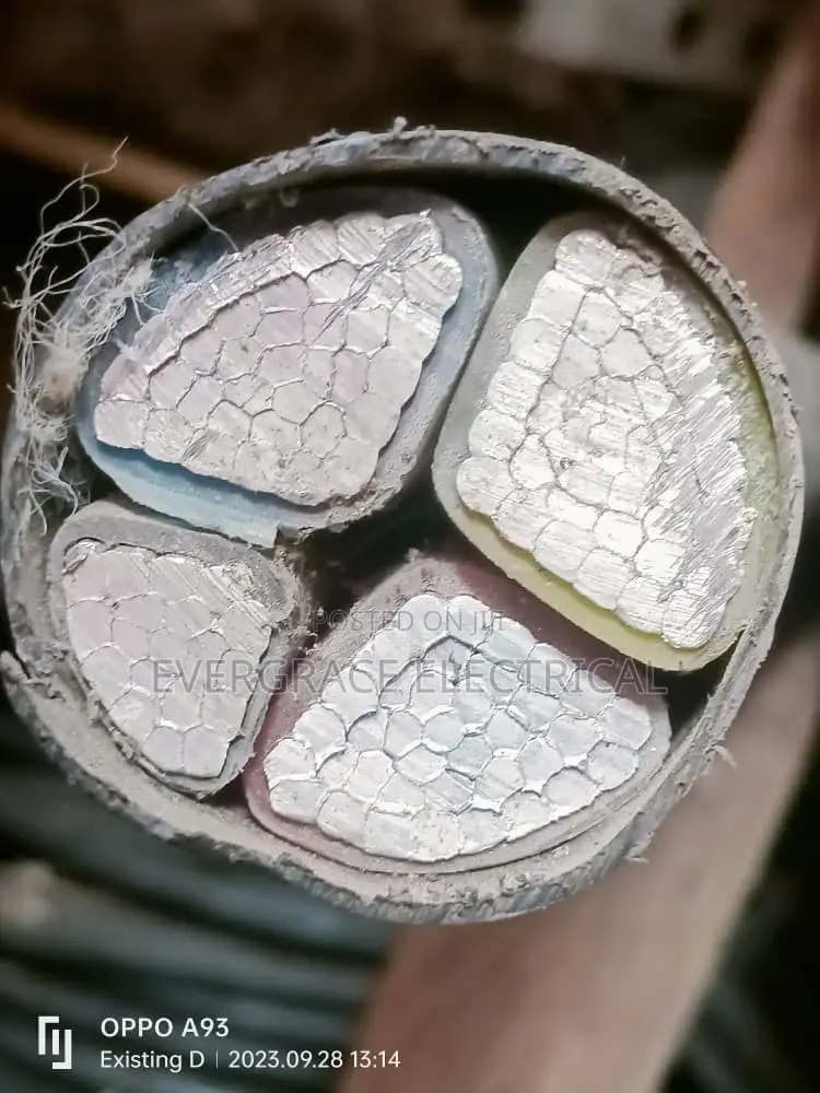 240mm 3/1 Core Aluminium Cable.