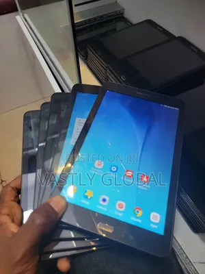 Samsung Galaxy Tab E 8.0 16 GB Black