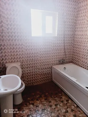4bdrm Townhouse / Terrace in Terraces, Wuye for rent