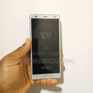 Photo - Sony Xperia XZ2 64 GB Silver