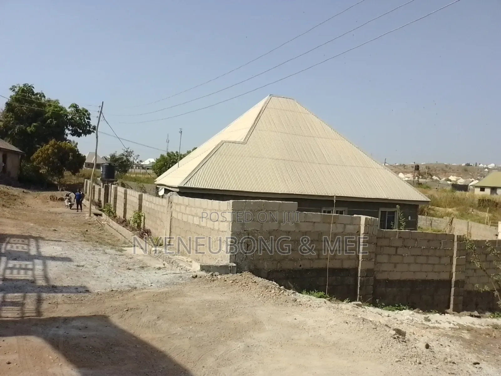 2bdrm Bungalow in Mararaba for sale