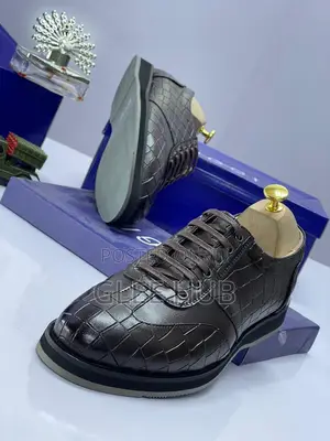OGGI Laced Shoes