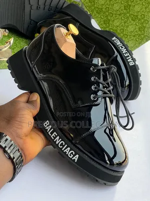 Lace Up Balenciaga Glossy Leather Double Sole Shoe
