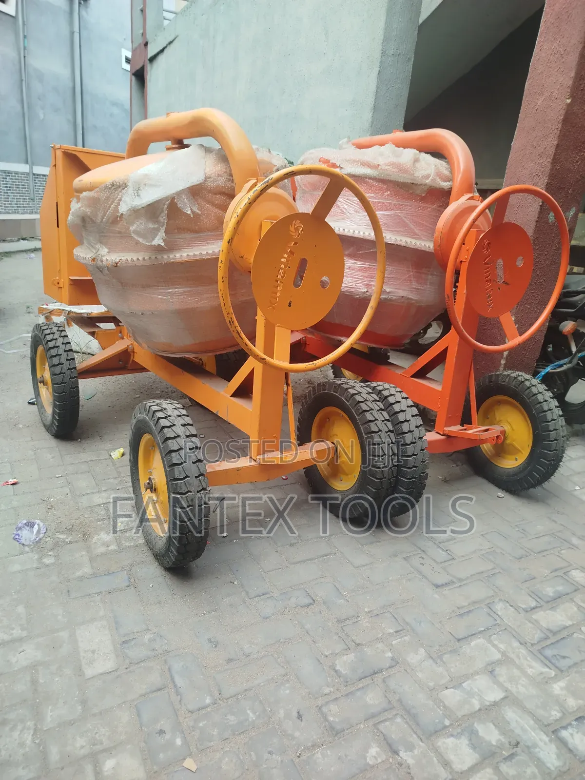 Concrete Mixer Machine.