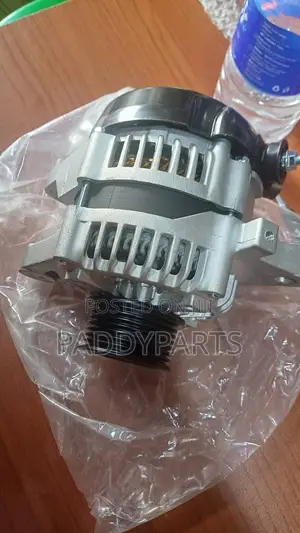 Land Cruiser Prado Alternator 2TR Engine