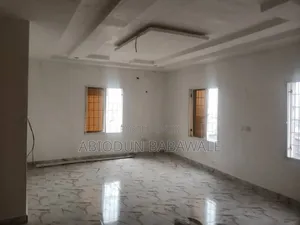 Photo - 3bdrm Block of Flats in Paradise Estate Life for sale