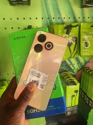 Photo - Infinix Smart 8 64 GB Gold