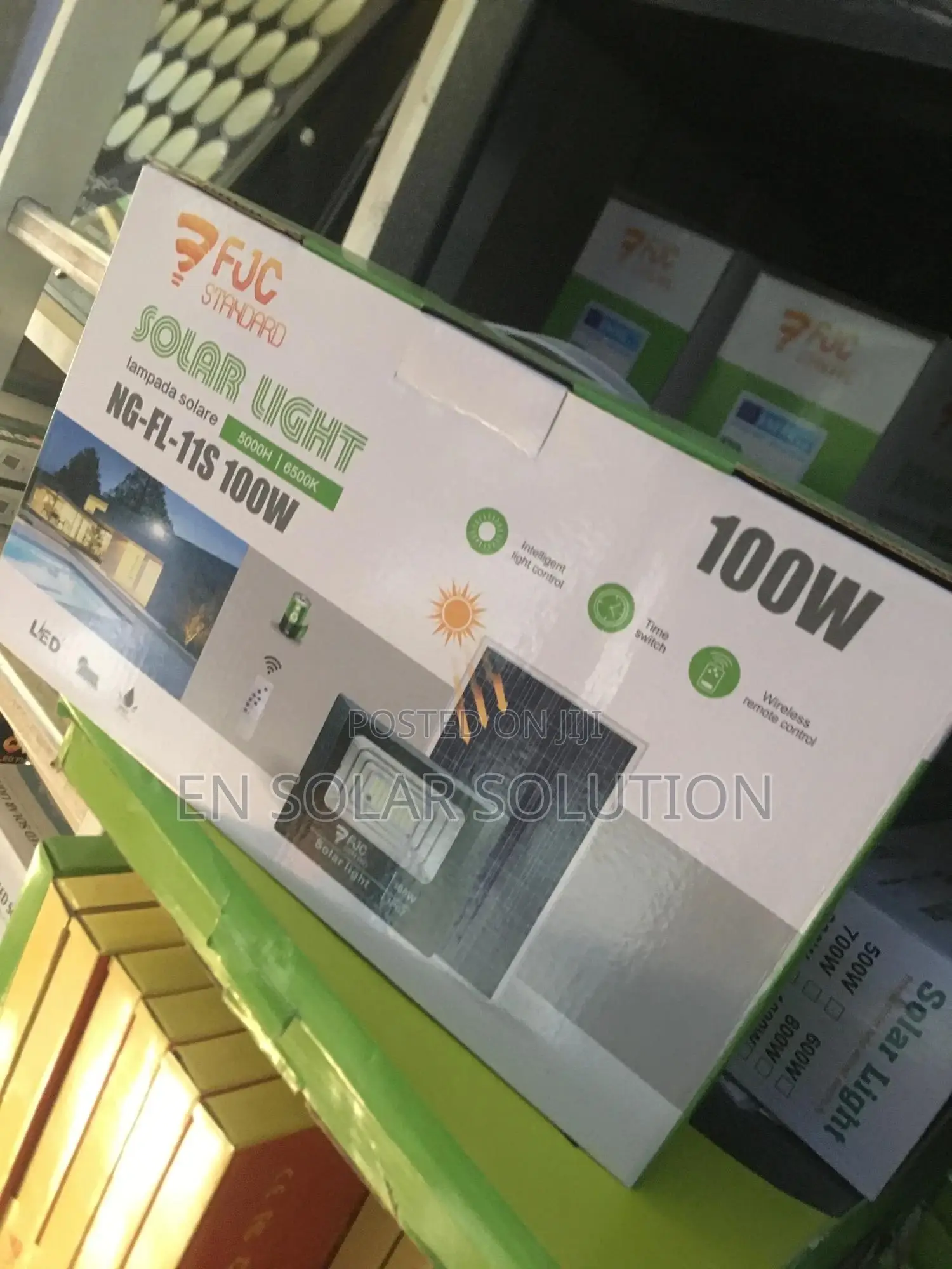 100watts Solar Street Lights Available Now