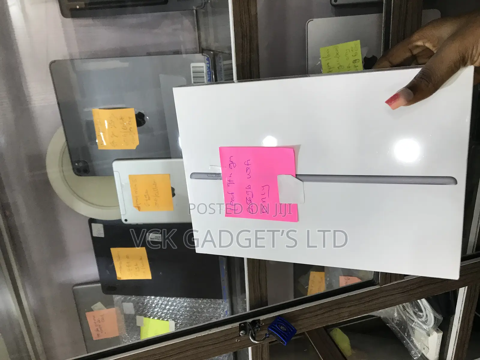 New Apple iPad 10.2 (2021) 256 GB Gray