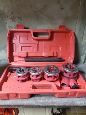 Ratchet Die Stock 1/2"-1,1/4"
