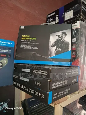Dual Wireless UHF Digital Microphone