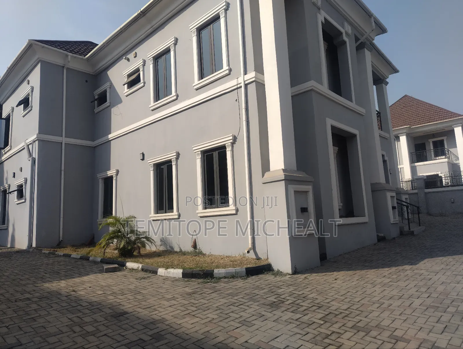 5bdrm Duplex in Gusape Main, Guzape District for rent