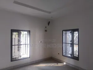 5bdrm Duplex in Gusape Main, Guzape District for rent