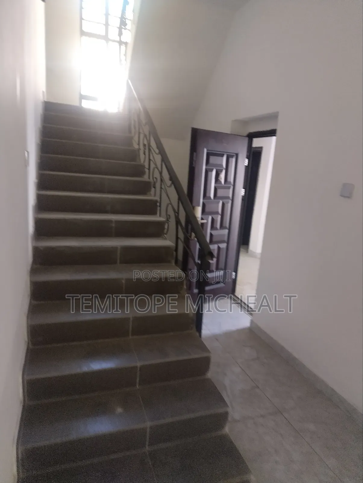 5bdrm Duplex in Gusape Main, Guzape District for rent