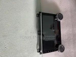 Toyota Solara Multimedia Player