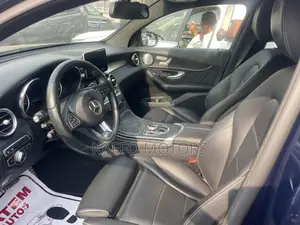 Mercedes-Benz GLC-Class 2018 Blue
