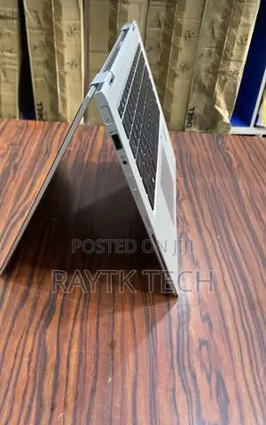 Laptop HP EliteBook 1030 8GB Intel Core i7 SSD 512GB