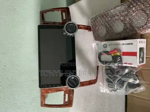 Toyota Hilux Formica Andriod Player
