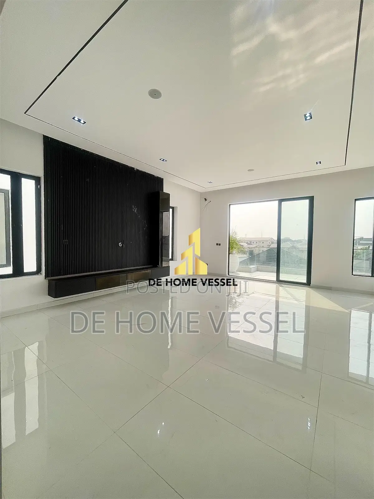 Tastefully Finished Luxury Home