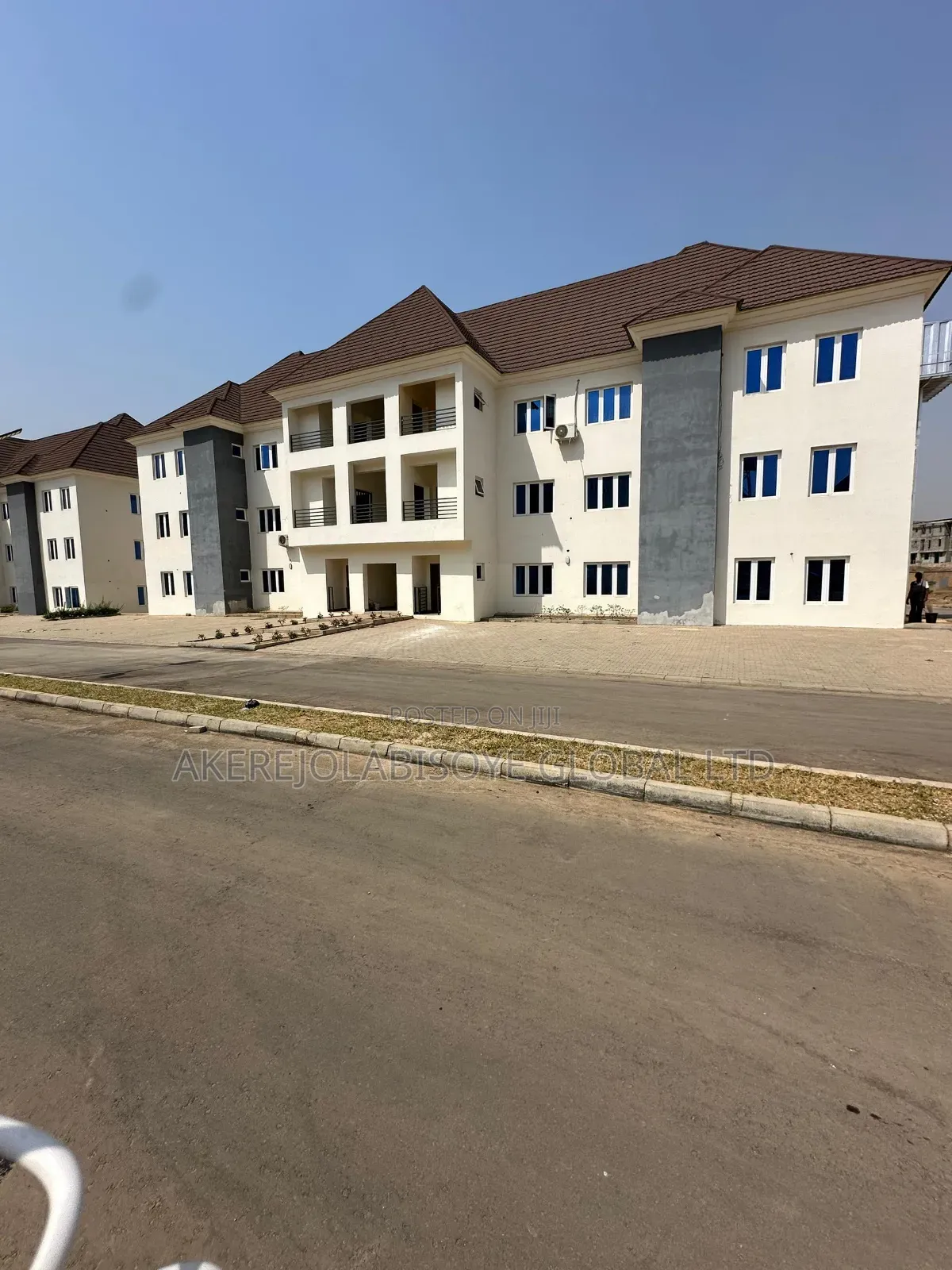 3bdrm Block of Flats in Jahi for rent