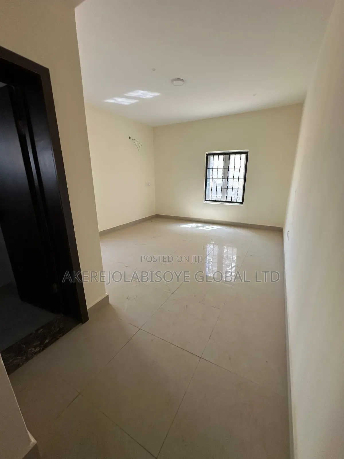 3bdrm Block of Flats in Jahi for rent