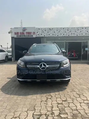 Mercedes-Benz GLC-Class 2018 Blue