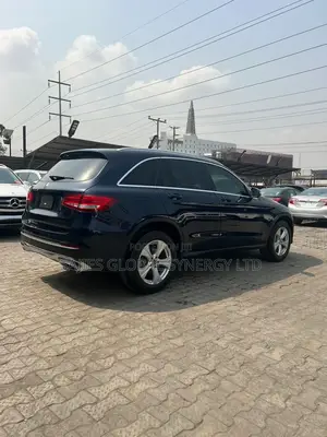 Mercedes-Benz GLC-Class 2018 Blue