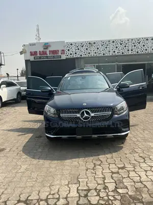 Mercedes-Benz GLC-Class 2018 Blue