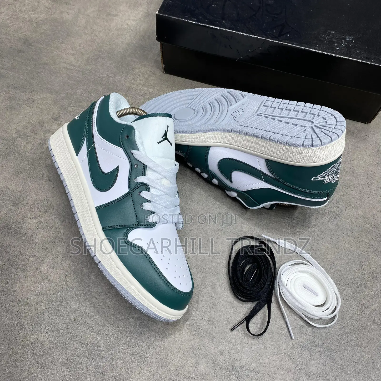 Jordan 1 Low SE