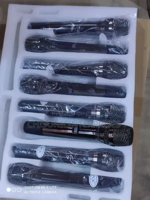 Classic Audio Wireless Mic 8 In 1 Can Be Used Anywhere