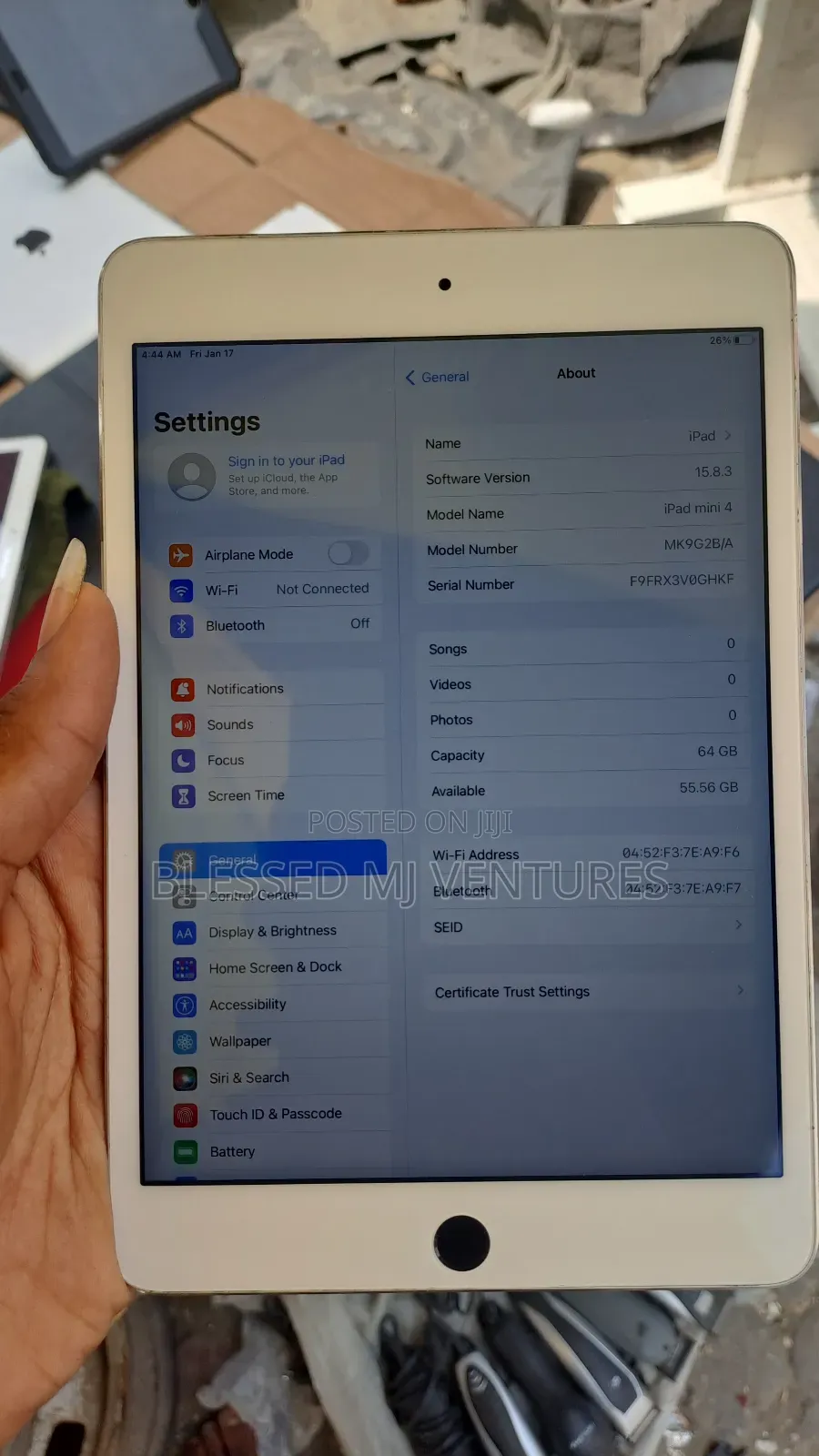 Apple iPad mini 4 64 GB White