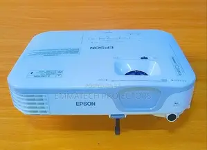 Classroom Projectors For Presentations Lagos , Abuja ,Ibadan
