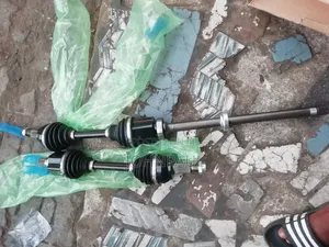 Range Rover Evoque Set Front Shaft 2021