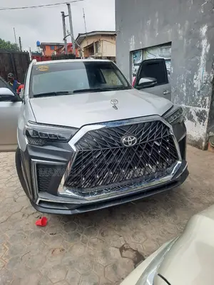 Toyota 4runner 2015 Upgrade to 2018vip Face Available
