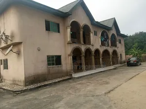 Photo - 3bdrm Block of Flats in Expressway, Warri for sale