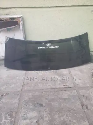 Boot Glass for Ford Explorer
